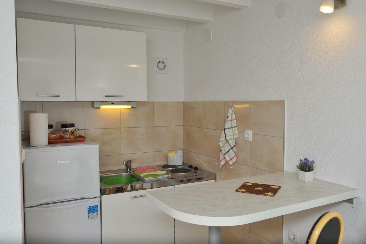 Apartments Sonia & Ana トロギール エクステリア 写真