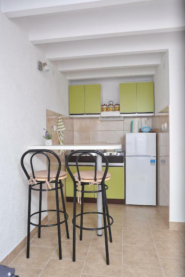 Apartments Sonia & Ana トロギール エクステリア 写真