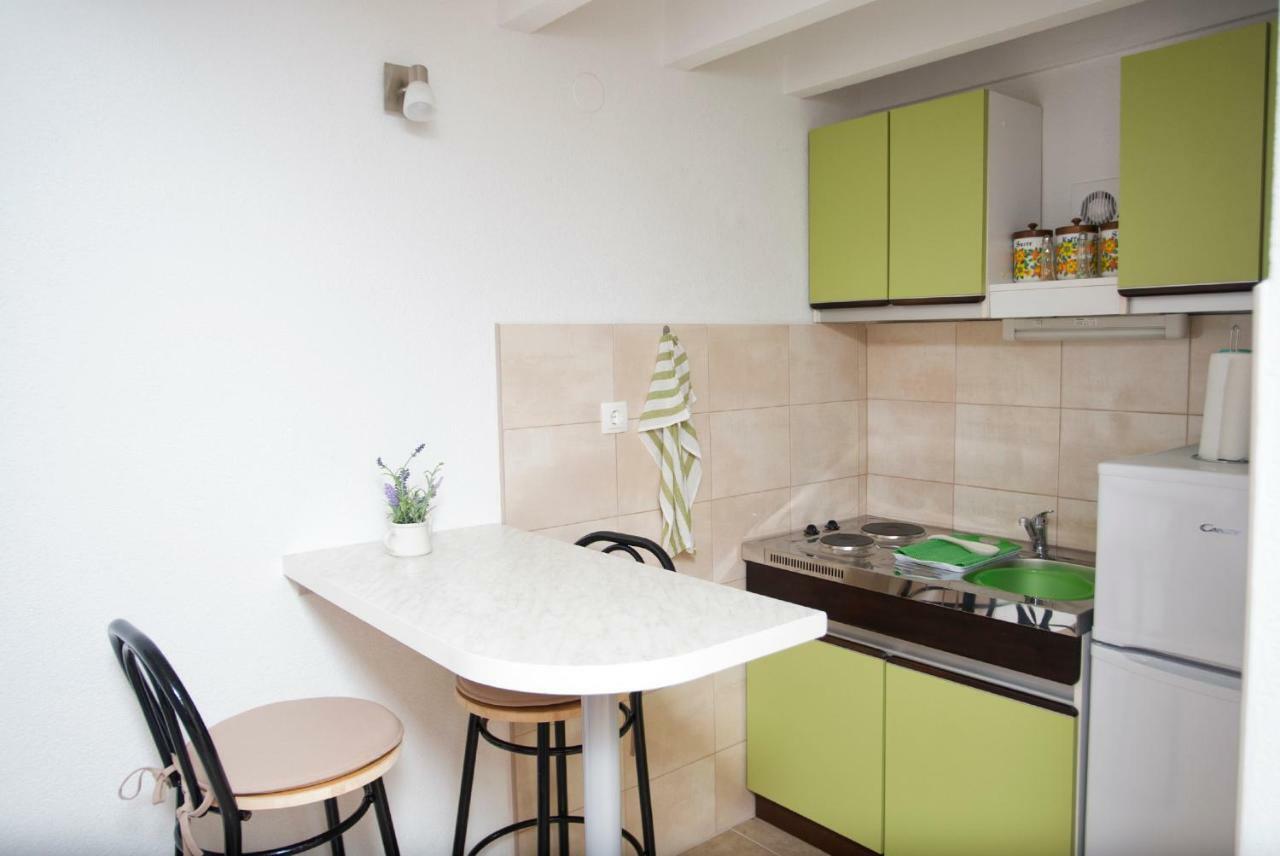 Apartments Sonia & Ana トロギール エクステリア 写真